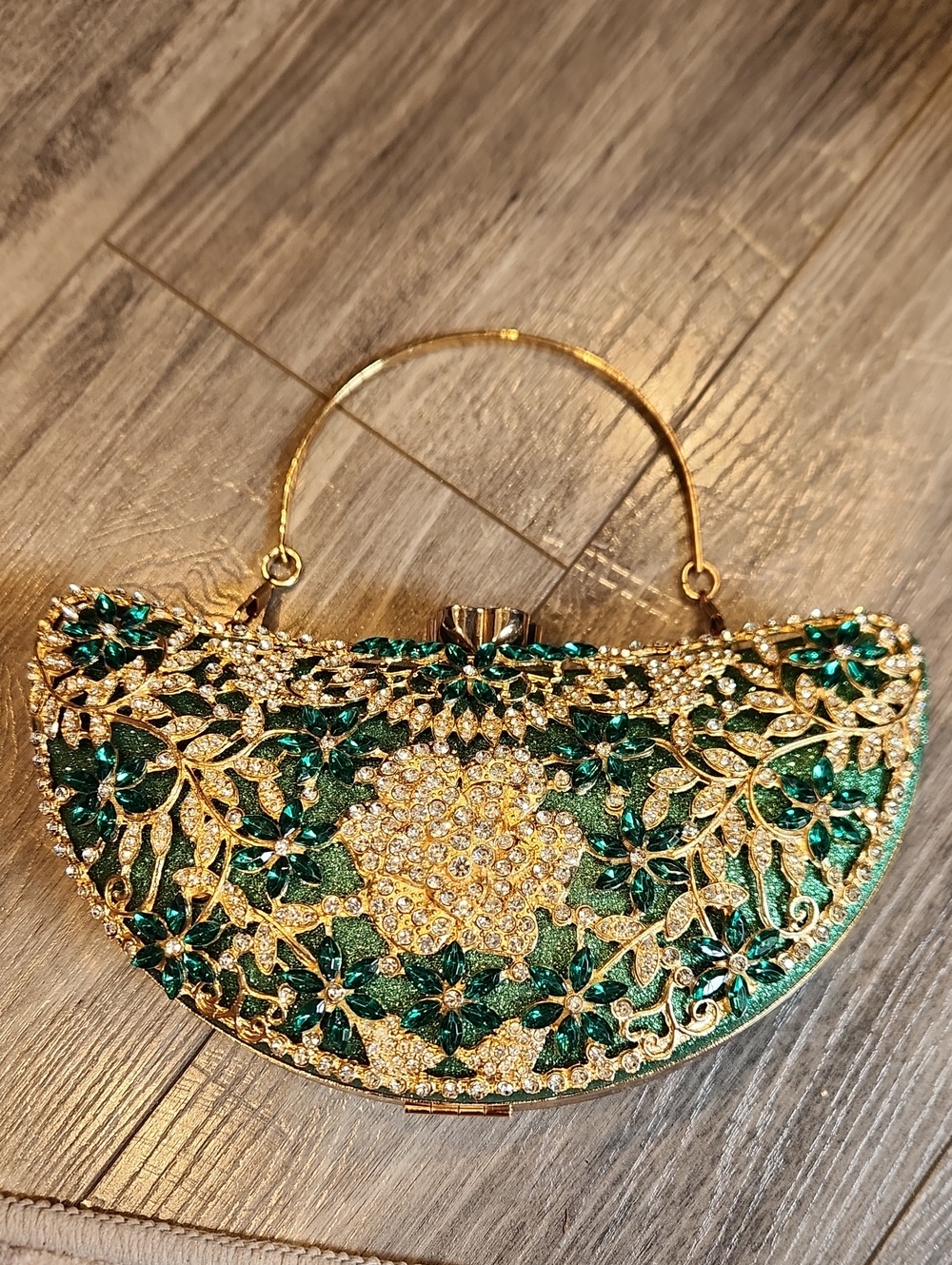 Green & Gold Embellished Evening Clutch w/detachable shoulder Chain
